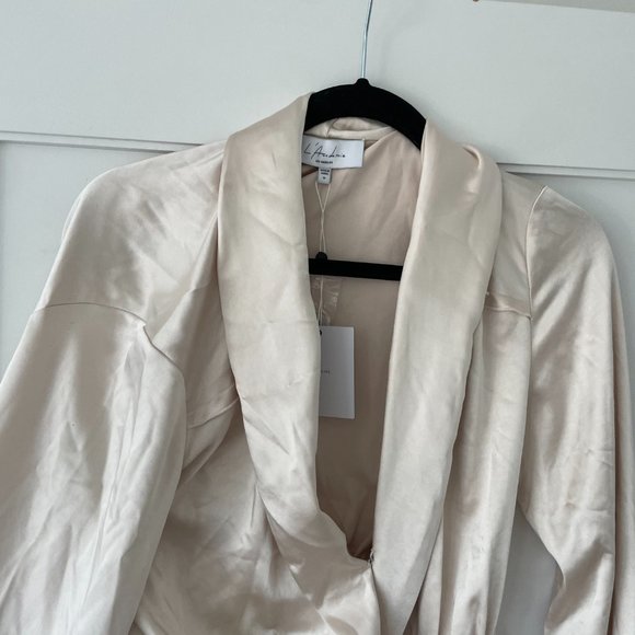 L'Academie Avena Wrap Satin Mini Dress Medium Ivory Long Sleeves Button Skirts - Picture 6 of 12